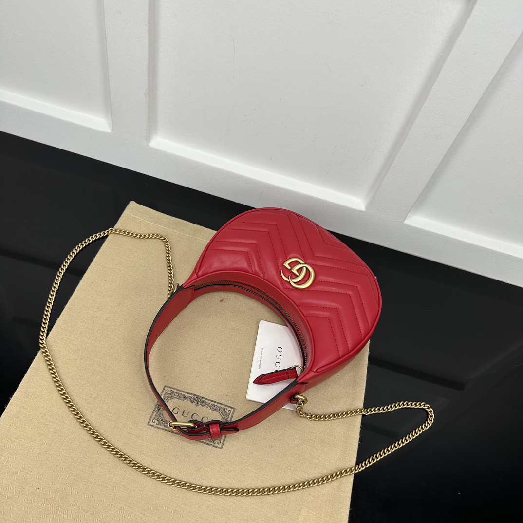 Gucci Hobo Bags